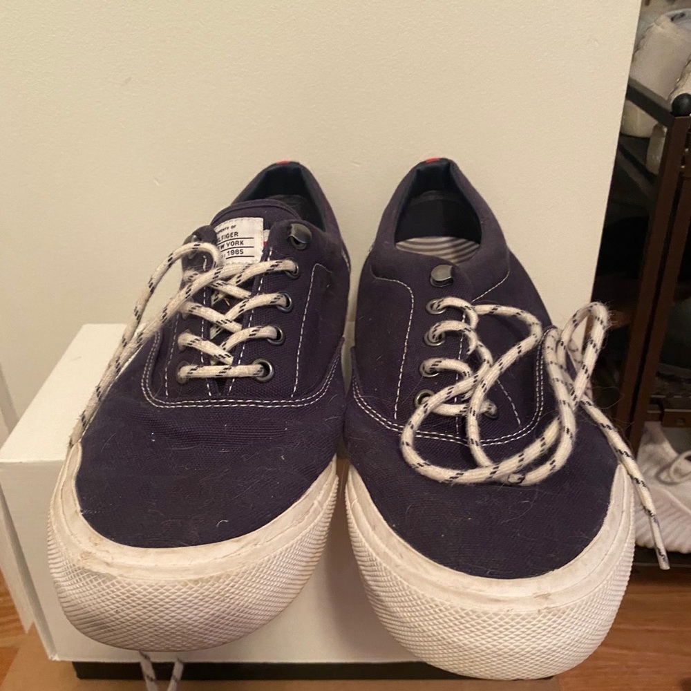 Men’s Tommy Hilfiger Canvas Sneakers